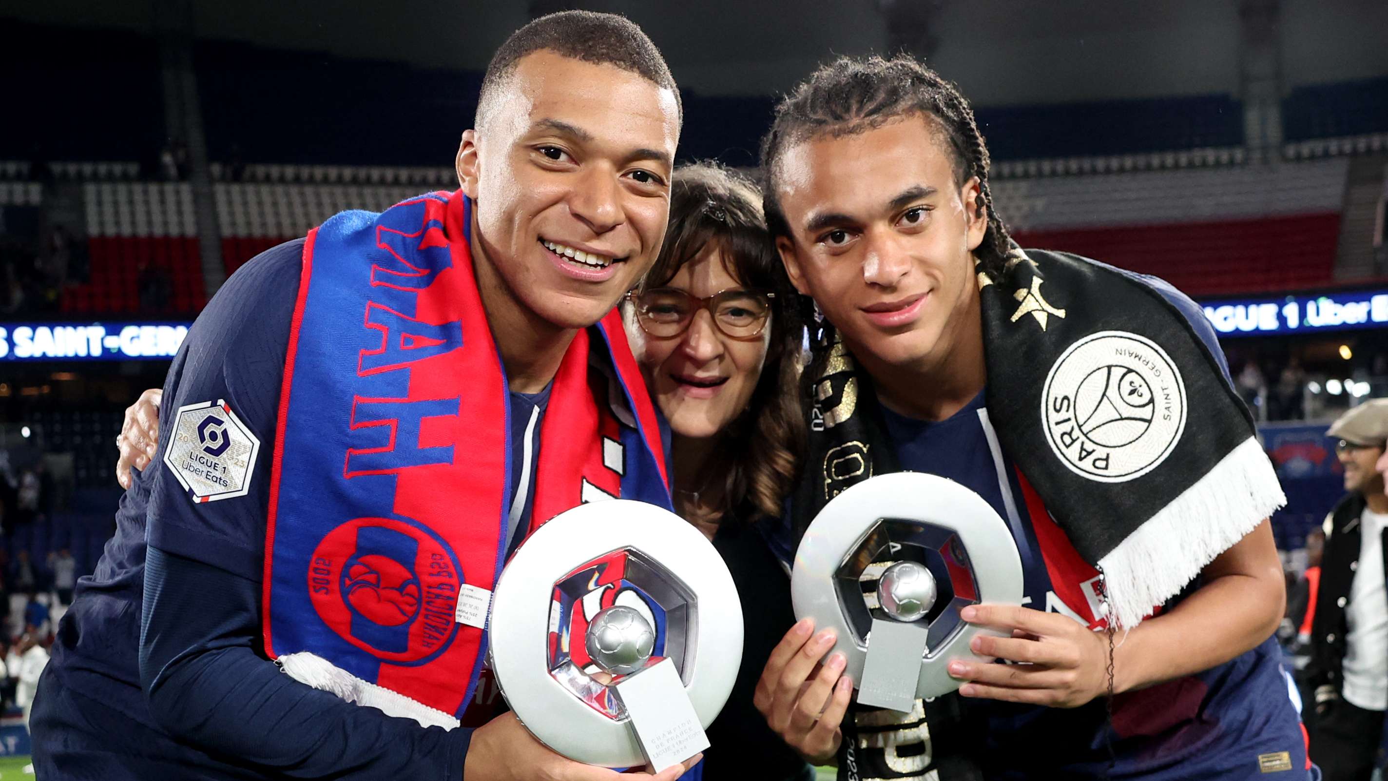 也使得整个 也使得整个