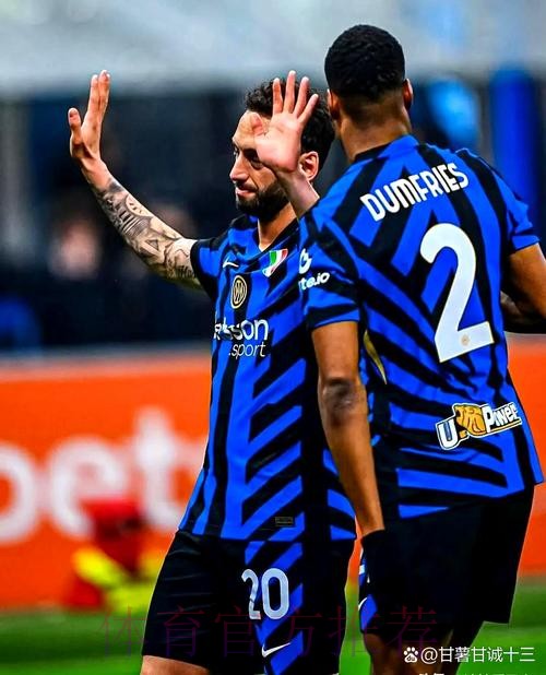 恰尔汗奥卢罚点,击中立柱内侧入网,国米2-1那不勒斯 恰尔汗奥卢罚点,击中立柱内侧入网,国米2-1那不勒斯